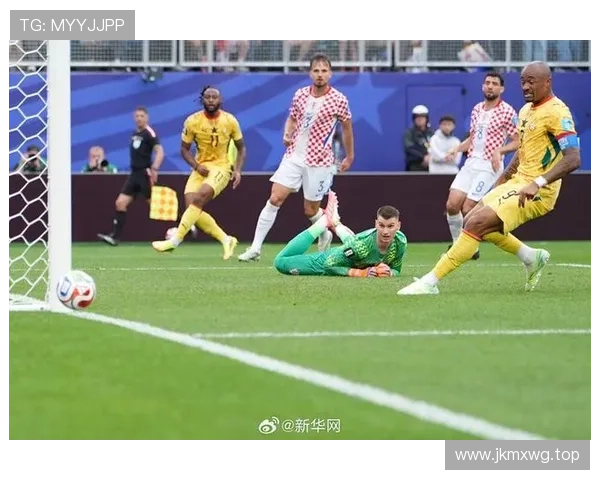 克罗地亚队关键胜利:2-1战胜加纳进入32强 克罗地亚队关键胜利:2-1战胜加纳进入32强